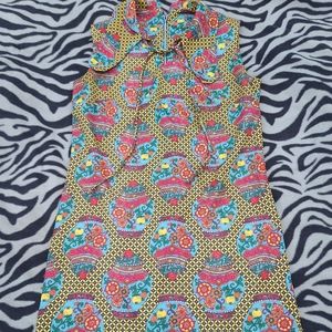 Vintage 1960s/1970s dog ear collar dress